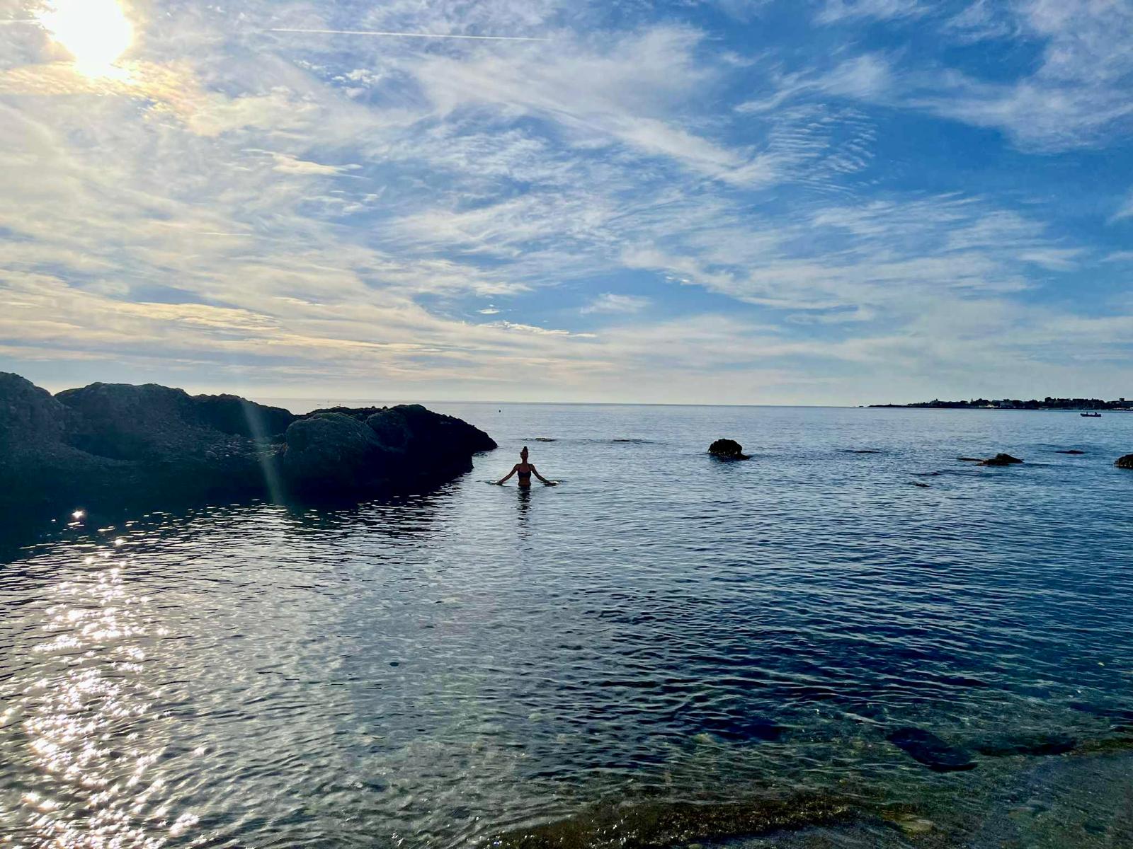 Průzračná voda u ostrůvku Isola Bella pod Taorminou