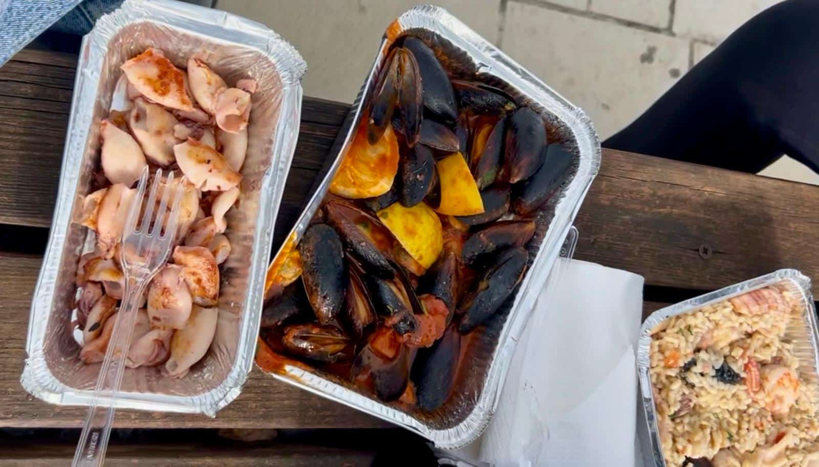 Čerstvé mořské plody z As fish — tip na jídlo při zubním turismu v Albánii