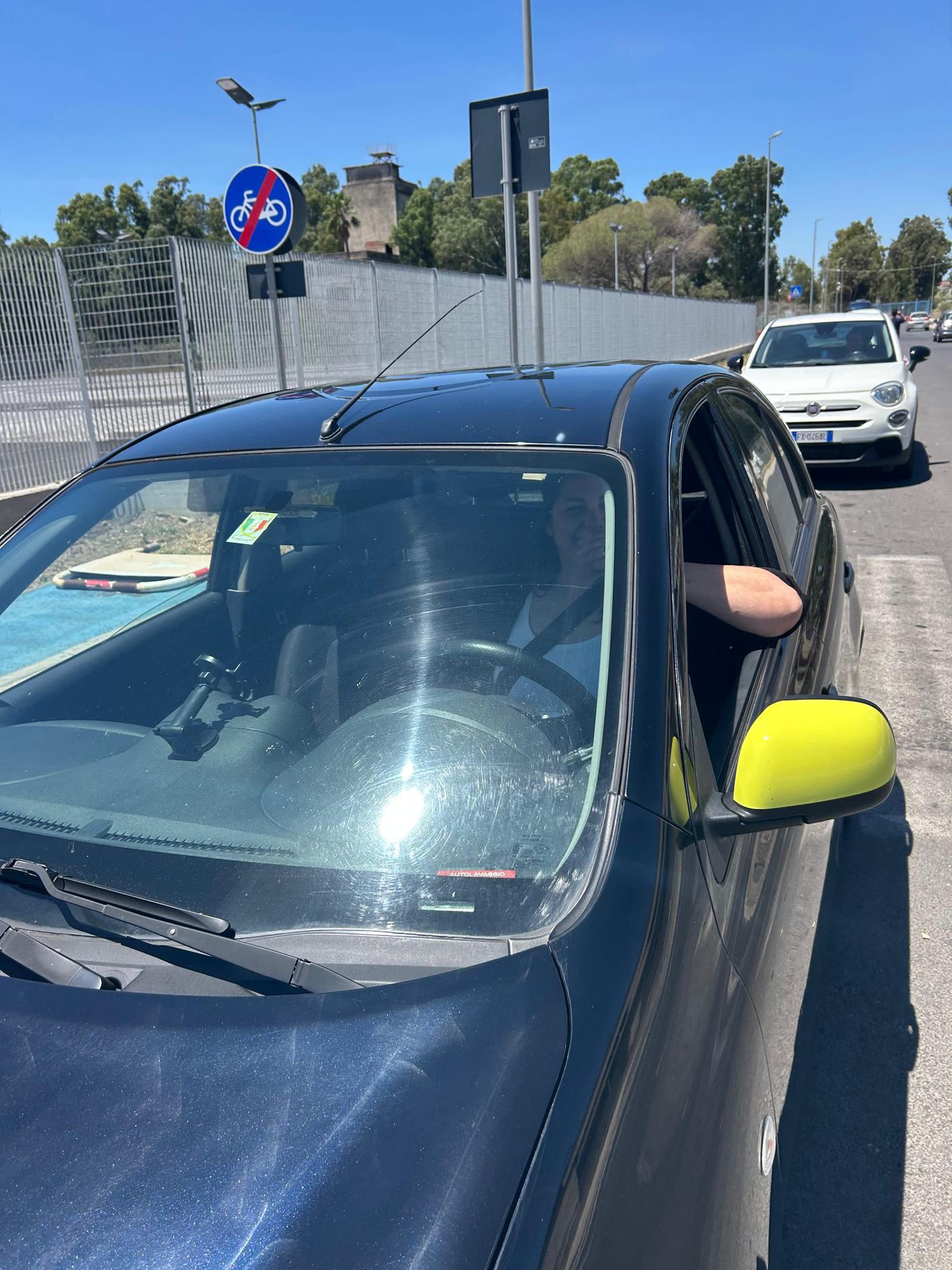 Půjčené auto vyzvednuté v Katánii